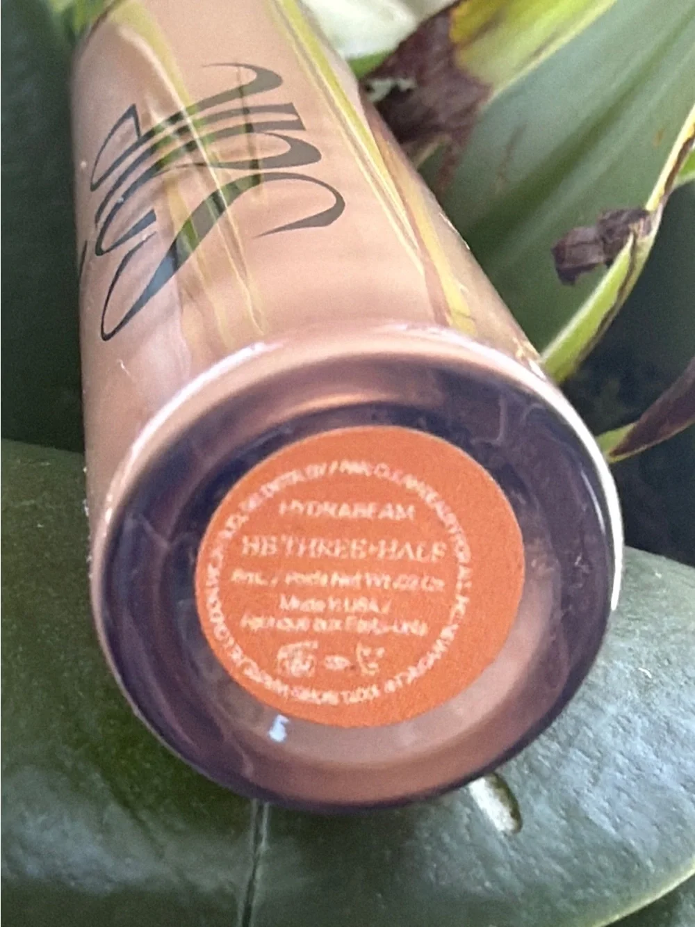 Saie Concealer Stick in Light Beige - Cream Finish